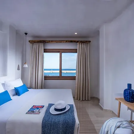 Cosmopolis Crete